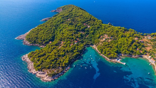 Остров Колочеп, Элафитский архипелаг, Хорватия - маршруты SimpleSail в акватории Хорватии
